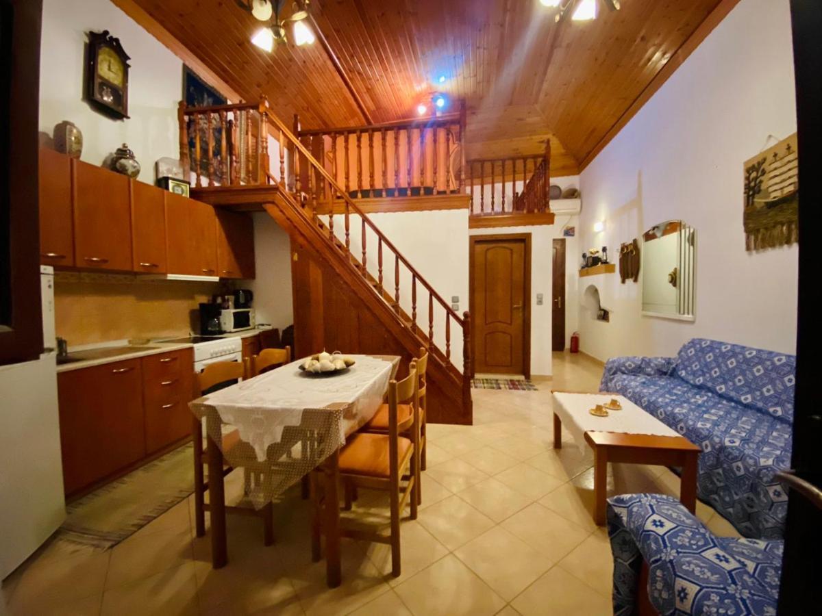 Villa Afroditi Chalki Town Екстер'єр фото